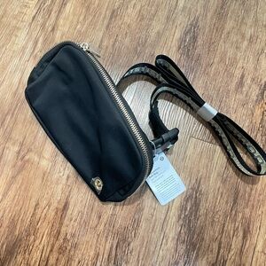 Black Crossbody Bag lululemon